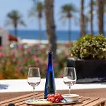 Beachside Surf & Sun Playa Americas Villa
