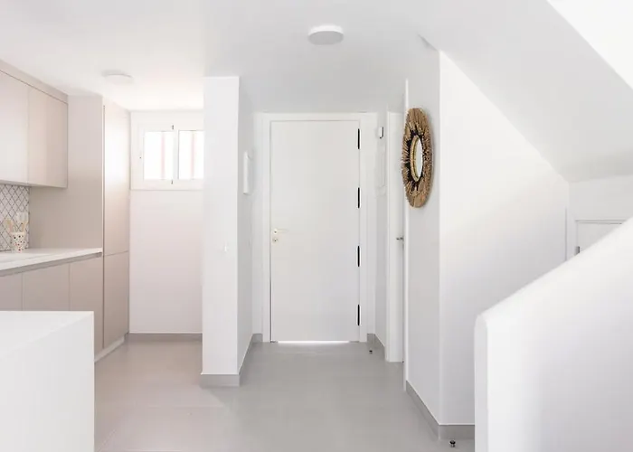 Beachside Surf & Sun Playa Americas Vila *