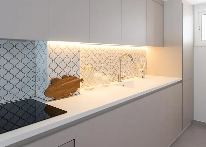 Beachside Surf & Sun Playa Americas *