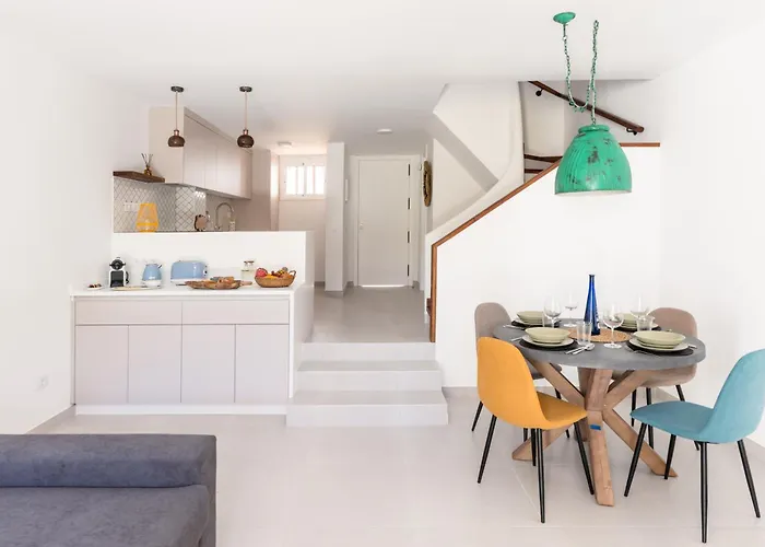 Beachside Surf & Sun Playa Americas