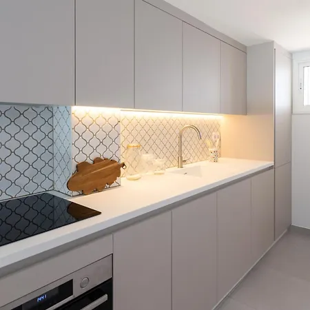 Beachside Surf & Sun Playa Americas *