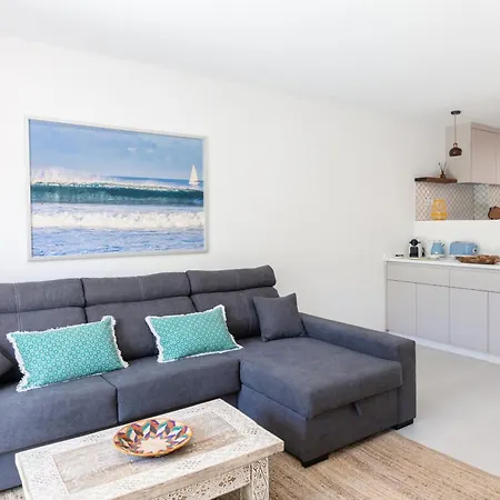 Beachside Surf & Sun Playa Americas 빌라