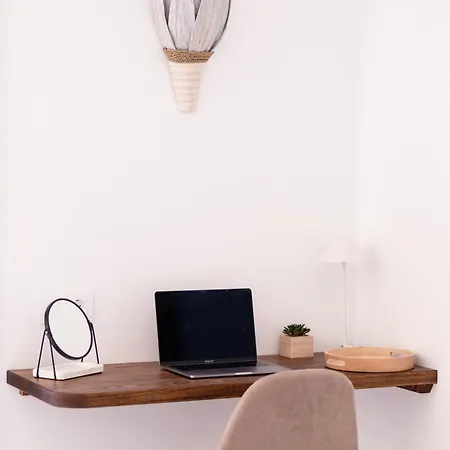 Beachside Surf & Sun Playa Americas